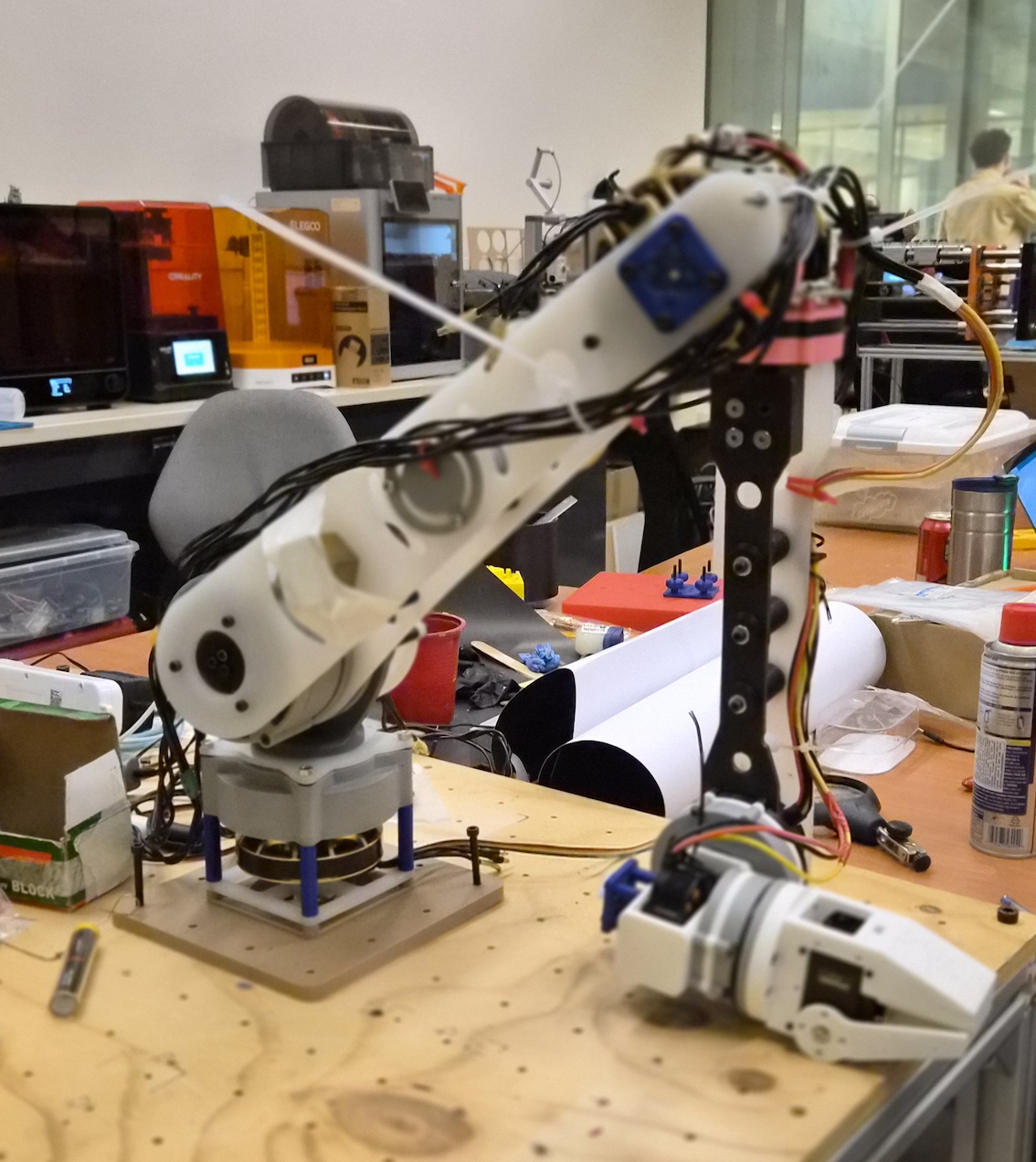Laboratorio de Mecatrónica y Robótica